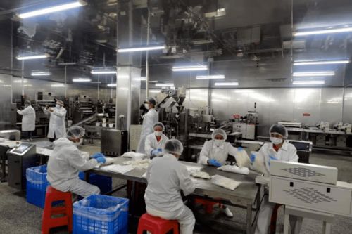 中山市 全民投票查餐厅 监管哥 到三乡查 湿粉 厂